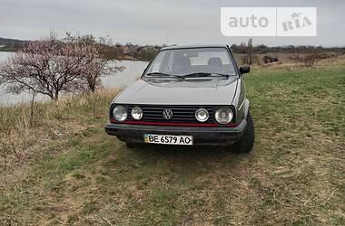 Хэтчбек Volkswagen Golf 1987 в Кропивницком