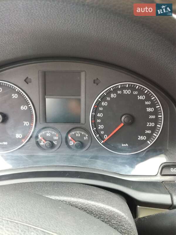 Универсал Volkswagen Golf 2009 в Могилев-Подольске фото 13 Универсал Volkswagen Golf 2009 в Могилев-Подольске