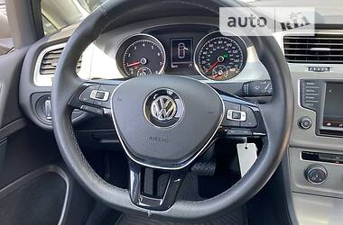 Хетчбек Volkswagen Golf 2015 в Львові