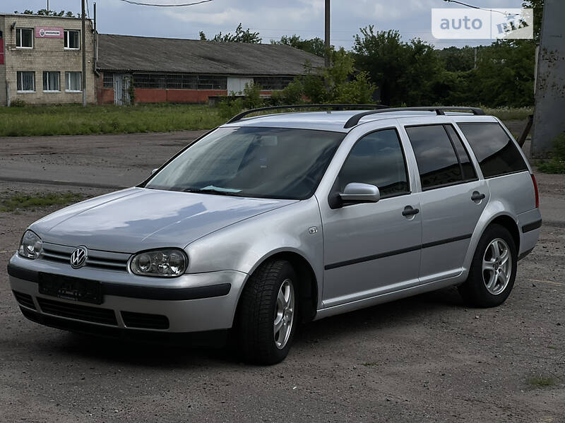 Универсал Volkswagen Golf 2000 в 