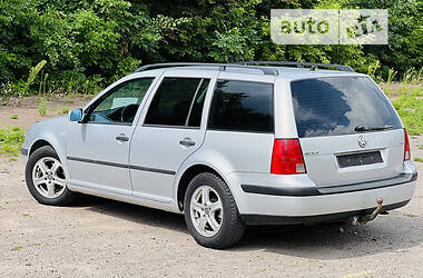 Универсал Volkswagen Golf 2000 в 