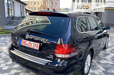 Универсал Volkswagen Golf 2012 в Ивано-Франковске