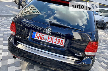 Универсал Volkswagen Golf 2012 в Ивано-Франковске