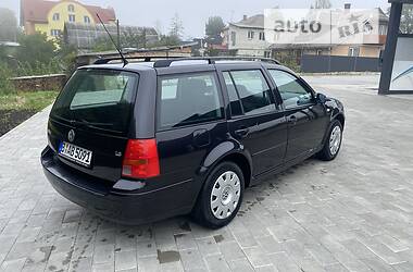 Универсал Volkswagen Golf 2001 в Долине