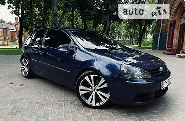 Купе Volkswagen Golf 2004 в Сумах