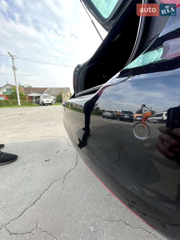 Универсал Volkswagen Golf 2008 в Староконстантинове