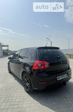 Хэтчбек Volkswagen Golf 2007 в Киеве