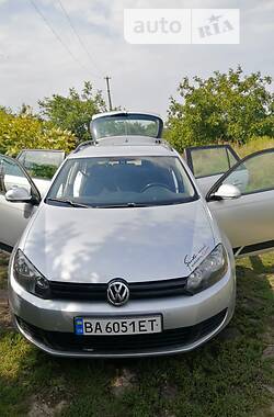 Универсал Volkswagen Golf 2011 в Кропивницком