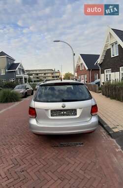 Універсал Volkswagen Golf 2008 в Києві