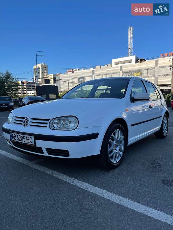 Volkswagen Golf 1998