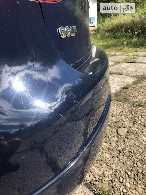 Хэтчбек Volkswagen Golf 2004 в Коломые