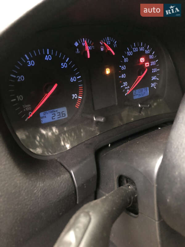 Хетчбек Volkswagen Golf 1998 в Мерефа