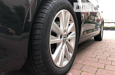 Универсал Volkswagen Golf 2011 в 