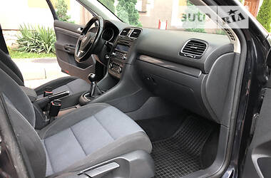 Универсал Volkswagen Golf 2011 в 