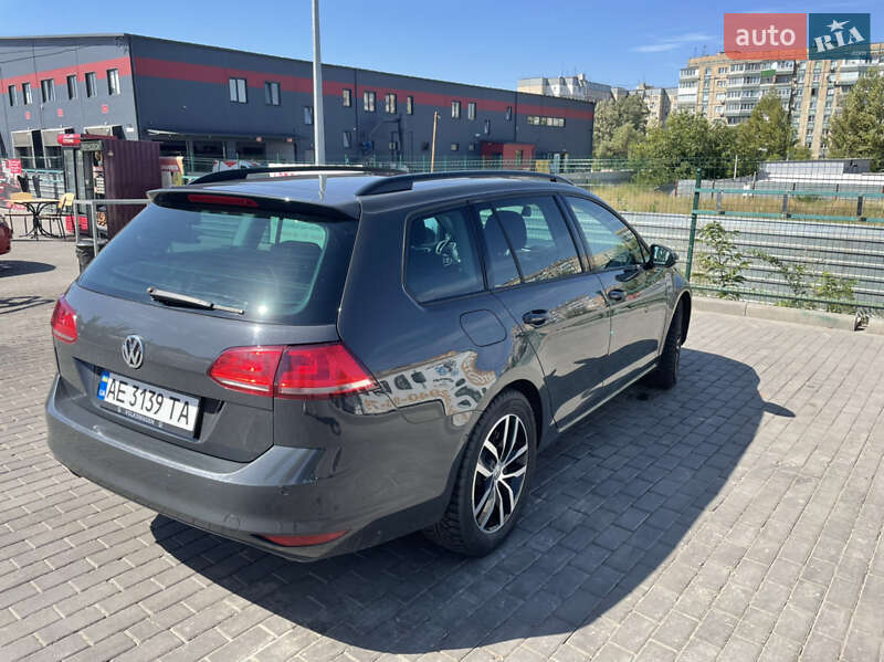 Універсал Volkswagen Golf 2014 в Кривому Розі
