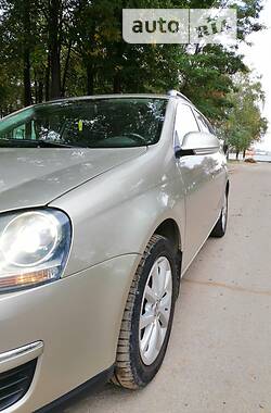 Універсал Volkswagen Golf 2008 в Рівному