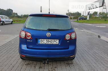 Хэтчбек Volkswagen Golf 2005 в Харькове