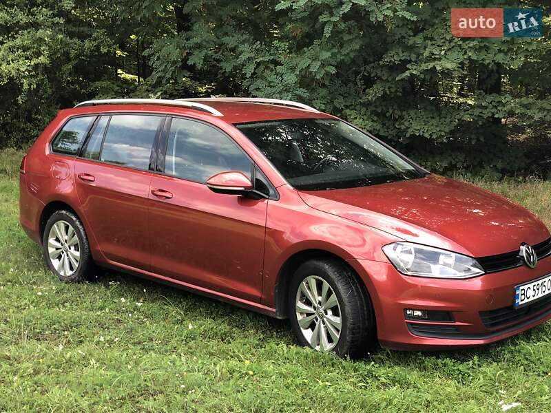 Універсал Volkswagen Golf 2016 в Києві