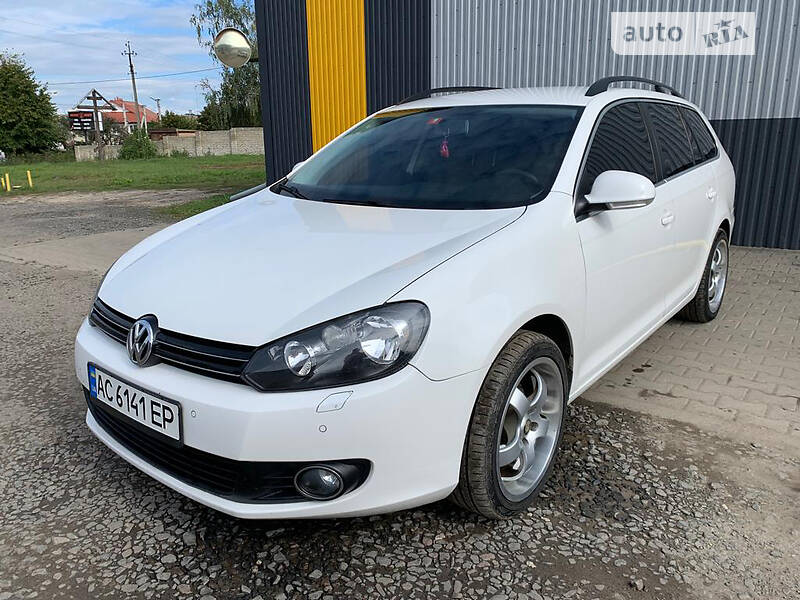 Универсал Volkswagen Golf 2010 в Луцке