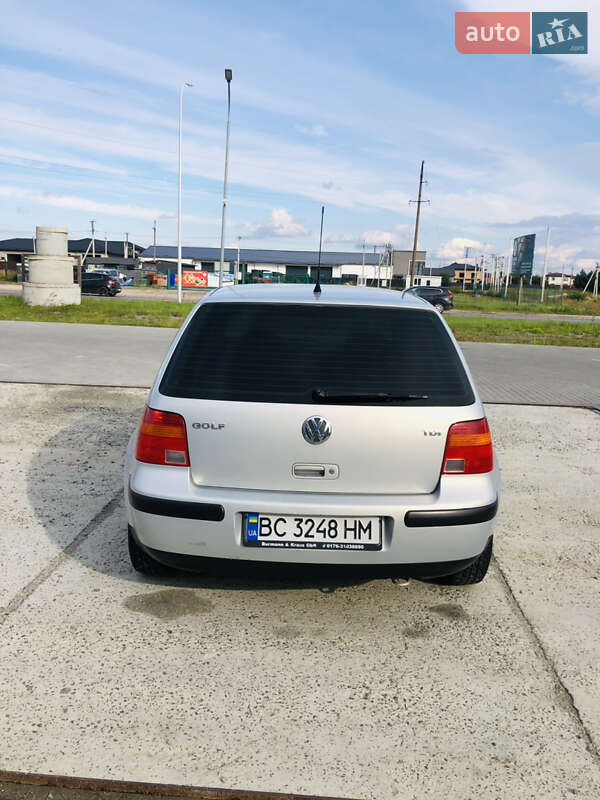 Хетчбек Volkswagen Golf 1998 в Львові