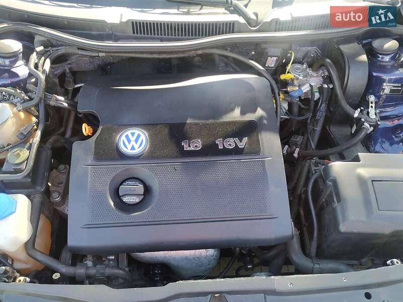 Универсал Volkswagen Golf 2001 в Киеве