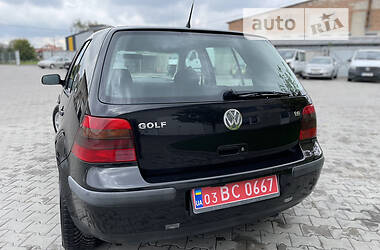 Хэтчбек Volkswagen Golf 2000 в Луцке