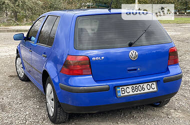 Хэтчбек Volkswagen Golf 2000 в Ровно