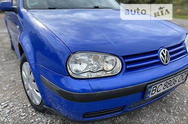 Хэтчбек Volkswagen Golf 2000 в Ровно