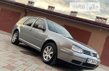 Универсал Volkswagen Golf 2003 в 