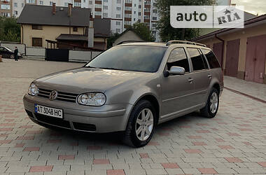 Универсал Volkswagen Golf 2003 в 