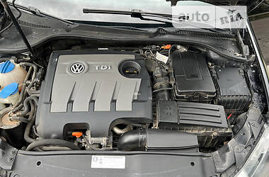 Універсал Volkswagen Golf 2013 в 