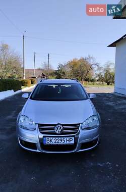 Универсал Volkswagen Golf 2008 в Здолбунове