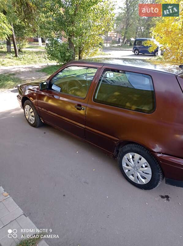 Хетчбек Volkswagen Golf 1997 в Первомайську