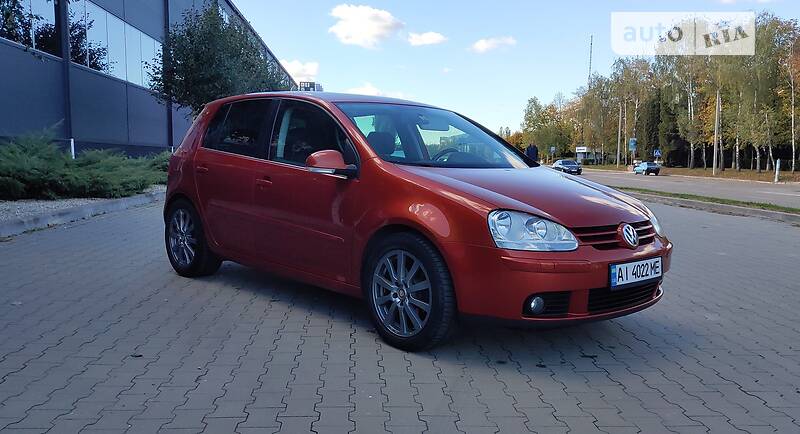 Хэтчбек Volkswagen Golf 2006 в Белой Церкви