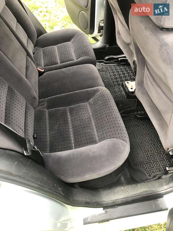 Універсал Volkswagen Golf 1999 в Києві