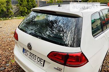 Універсал Volkswagen Golf 2017 в Львові