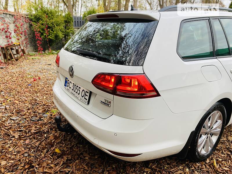 Універсал Volkswagen Golf 2017 в Львові