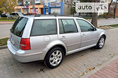 Універсал Volkswagen Golf 2003 в Могилів-Подільському