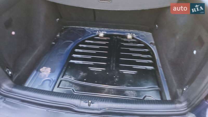 Універсал Volkswagen Golf 2000 в Сумах