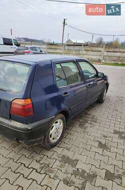 Хетчбек Volkswagen Golf 1994 в Снятині