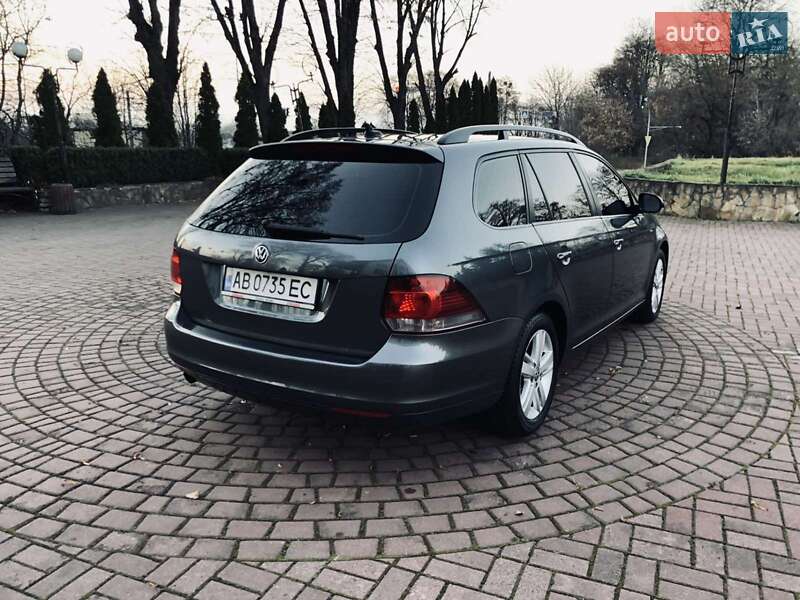 Універсал Volkswagen Golf 2013 в Києві