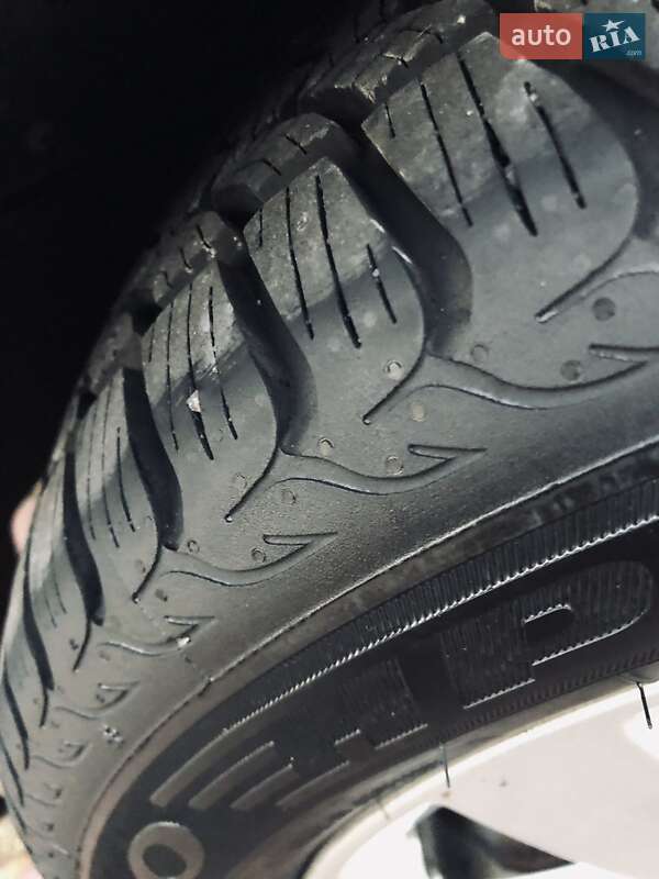 Універсал Volkswagen Golf 2013 в Києві