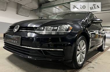 Хетчбек Volkswagen Golf 2020 в 