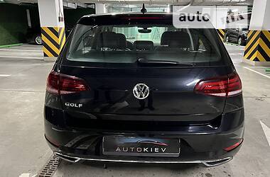 Хетчбек Volkswagen Golf 2020 в 