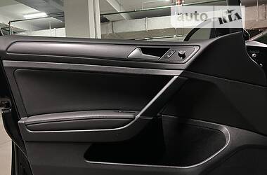 Хетчбек Volkswagen Golf 2020 в 