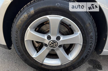 Хэтчбек Volkswagen Golf 2006 в 