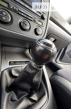 Хэтчбек Volkswagen Golf 2006 в 