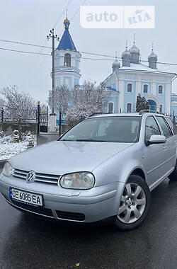 Универсал Volkswagen Golf 2003 в Могилев-Подольске