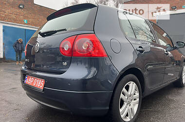 Хетчбек Volkswagen Golf 2007 в Лубнах