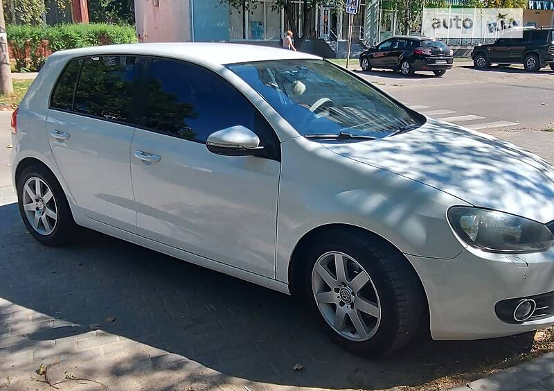 Хетчбек Volkswagen Golf 2012 в Запоріжжі